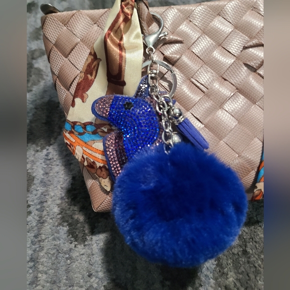 Bamboo Tiny Tote Made In The Phillipines - Picture 7 of 12